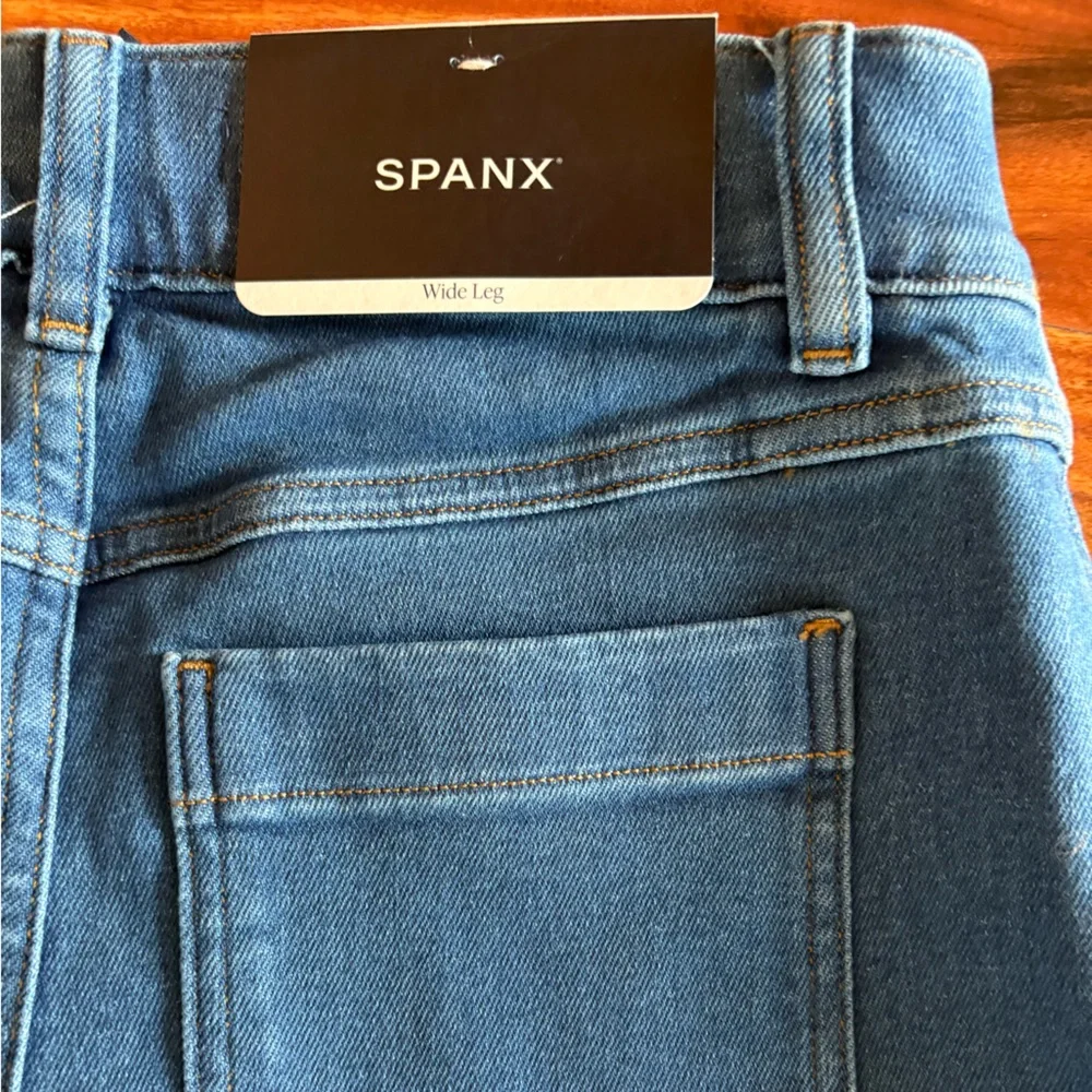 NWT SPANX Women’s Wide Leg Cropped Denim Jeans Small S Washed Blue - Picture 12 of 12